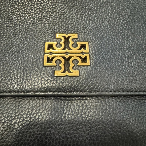 Tory Burch Medium Pebbled Britten Shoulder Flap Chain Bag - Picture 9 of 9